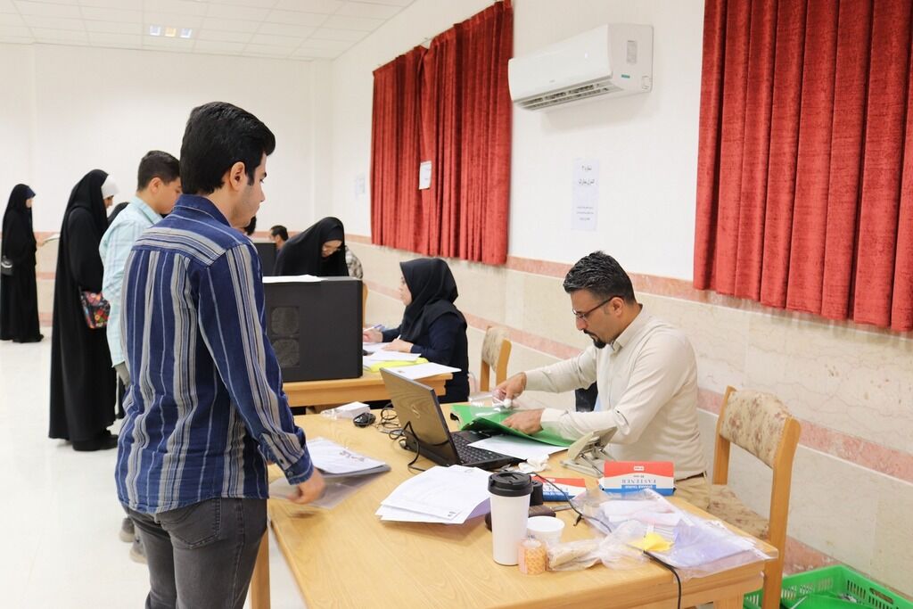 پذیرش ۵۴۵ دانشجوی جدید در دانشگاه علوم پزشکی قم